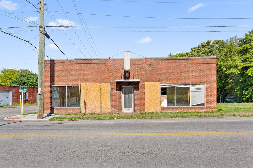 Dodds Ave Warehouse-3 phase: 3709 Dodds Ave, Chattanooga, TN 37407
